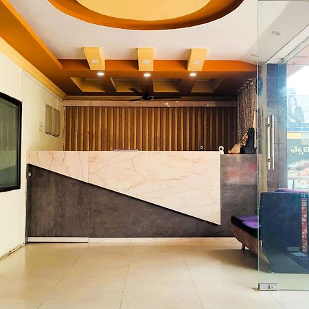 Hotel The Livin Residency Visakhapatnam Esterno foto